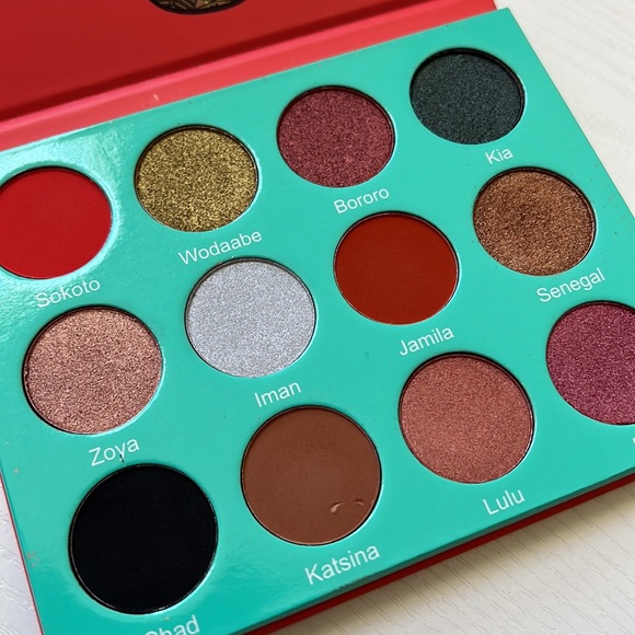 ✨NEW✨ The Saharan Juvia’s Place Eyeshadow Palette - Picture 2 of 3